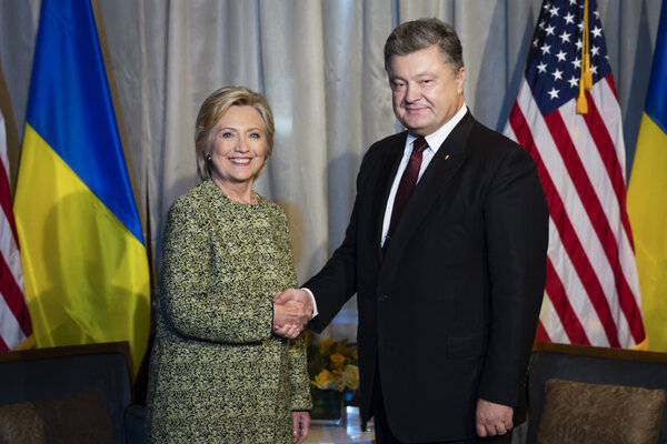Hillary Clinton and Petro Poroshenko