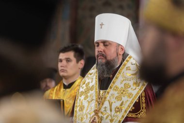 KYIV, UKRAINE - 15 Aralık 2020: Birleşme Konseyi 'nin ikinci kuruluş yıldönümü vesilesiyle kutlama hizmeti. Kyiv Metropolitan Epifanius ve Tüm Ukrayna