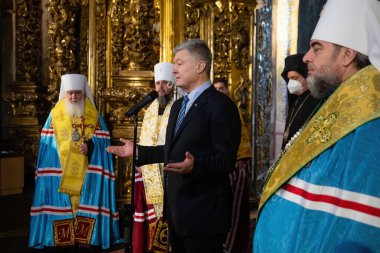 KYIV, UKRAINE - 15 Aralık 2020: Birleşme Konseyi 'nin ikinci kuruluş yıldönümü vesilesiyle kutlama hizmeti. Ukrayna 'nın Beşinci Başkanı Petro Poroshenko