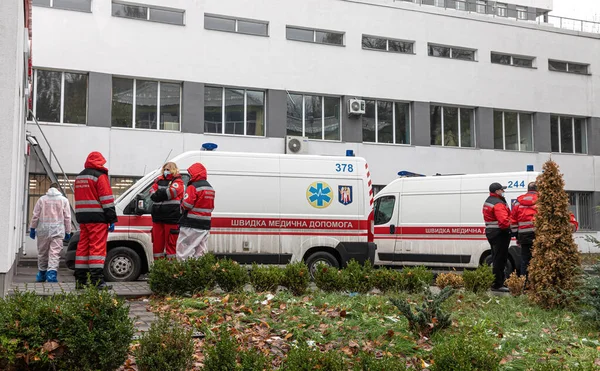 Kyiv Ukrajina Listopadu 2020 Záchranná Dodávka Ambulanci Kyjevě — Stock fotografie