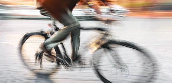 Abstrakt Bild Människor Gatan Med Suddig Bakgrund Avsiktlig Rörelse Suddig — Stockfoto