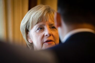 Federal Almanya Başbakanı angela merkel sırasında çalışan bir vis
