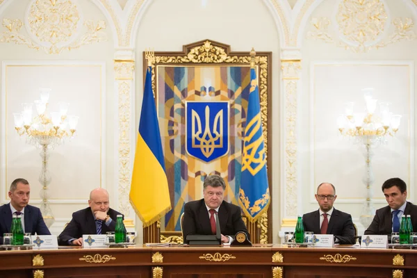 President of Ukraine Petro Poroshenko during the NSDC meeting — Stock Photo, Image