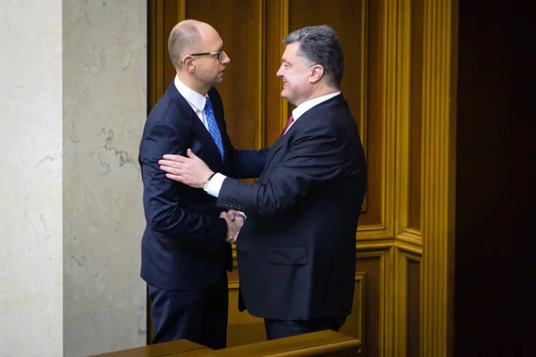 Presidente da Ucrânia Petro Poroshenko e Primeiro-Ministro Yatsen — Fotografia de Stock