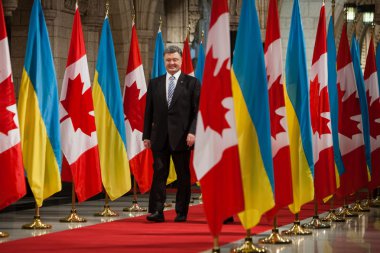 Ottawa (Kanada Ukrayna petro poroshenko başkanı)