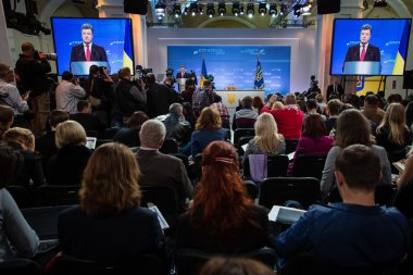  Ukrayna petro poroshenko Başkanı'nın basın toplantısı