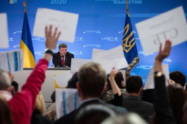  Ukrayna petro poroshenko Başkanı'nın basın toplantısı