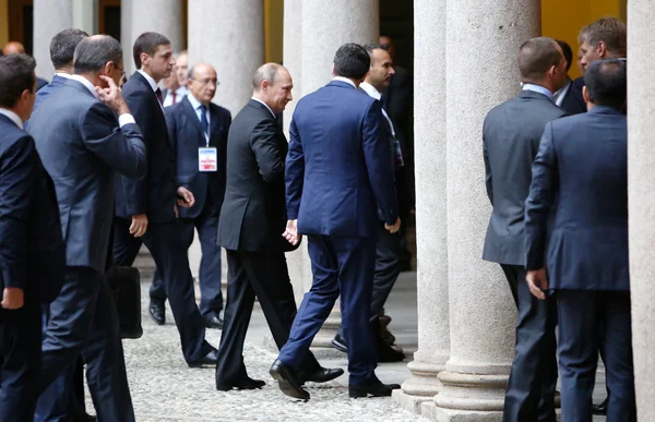 Italian Prime Minister Matteo Renzi meets Russian President Vlad — Stock Photo, Image