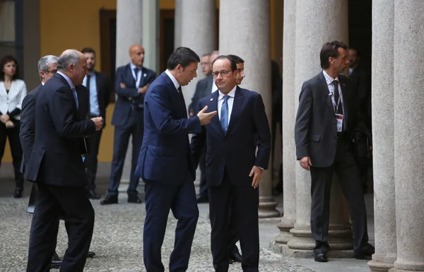 Franse President François Hollande en Minister-president van Italië, — Stockfoto