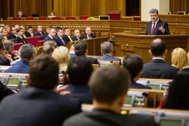 Ukrayna Poroshenko başkanı Verkhovna Rada oturumda
