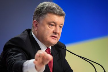 Basın toplantısında Ukrayna Poroshenko Başkan