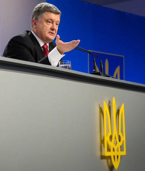 Presskonferens av President av Ukraina Poroshenko — Stockfoto