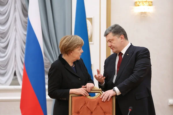 Angela Merkel ve Petro Poroshenko — Stok fotoğraf