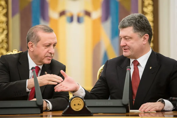 Recep Tayyip Erdogan y Petro Poroshenko —  Fotos de Stock