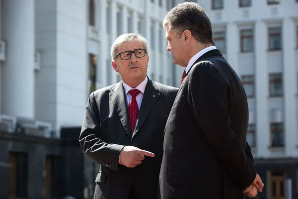 Jean-Claude Juncker ve Petro Poroshenko — Stok fotoğraf