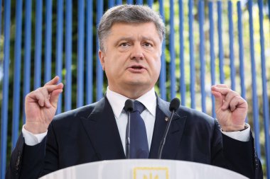 Ukrayna petro poroshenko Başkanı'nın basın toplantısı