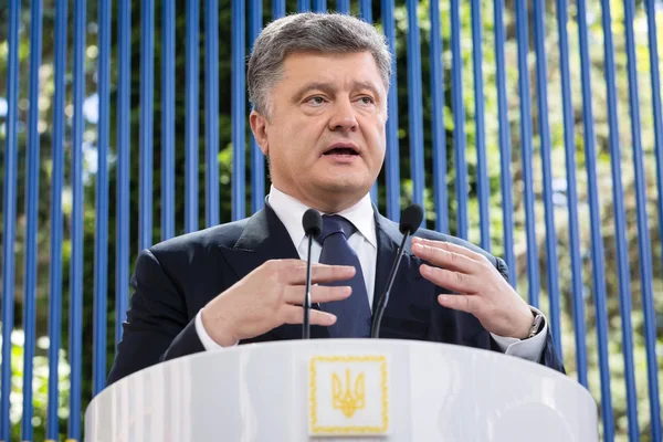 Conférence de presse du Président ukrainien Petro Porochenko — Photo