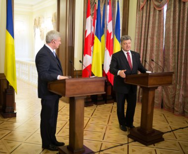 Petro Poroshenko ve Stephen Harper