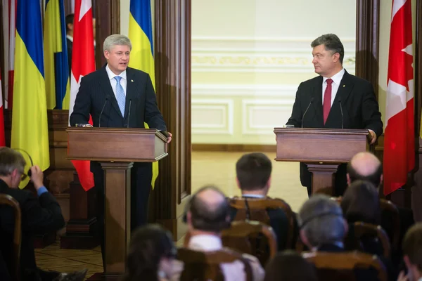 Petro Poroshenko e Stephen Harper — Foto Stock
