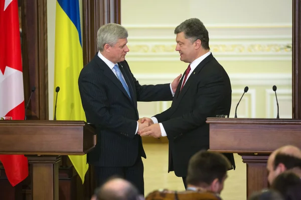 Petro Poroshenko และ Stephen Harper — ภาพถ่ายสต็อก