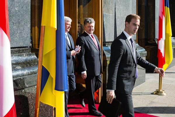 Petro Poroshenko and Stephen Harper