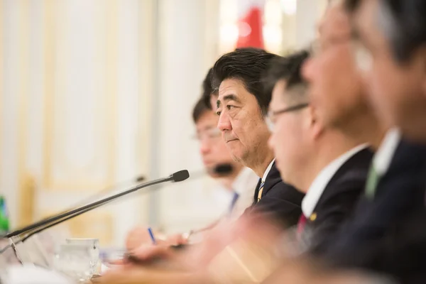 Премьер-министр Японии Синдзо Абэ — стоковое фото
