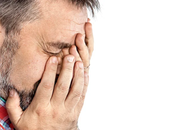Oudere man lijdt aan een hoofdpijn — Stockfoto