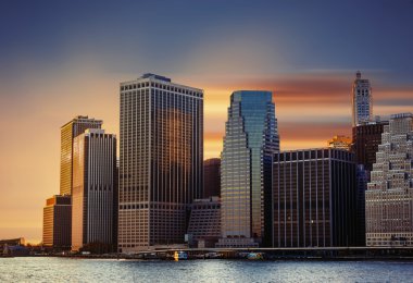  Manhattan. new York'ta günbatımı.