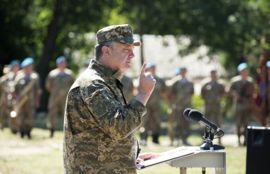 Ukrayna petro poroshenko başkanı