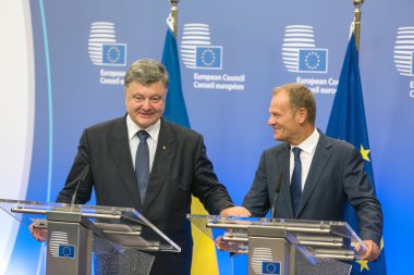 Donald Tusk ve Petro Poroshenko