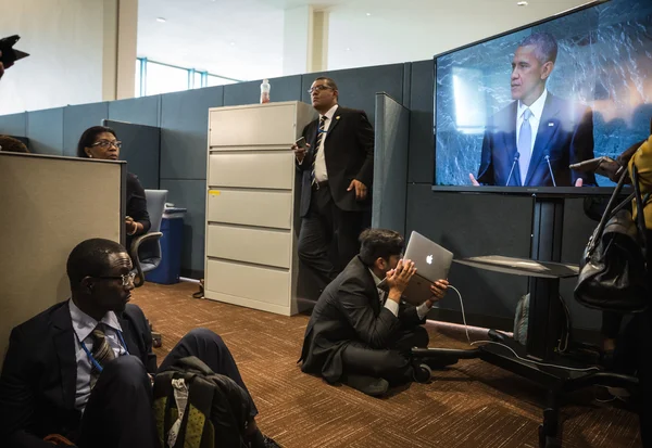 Journalistes dans les lobbies de l'ONU — Photo