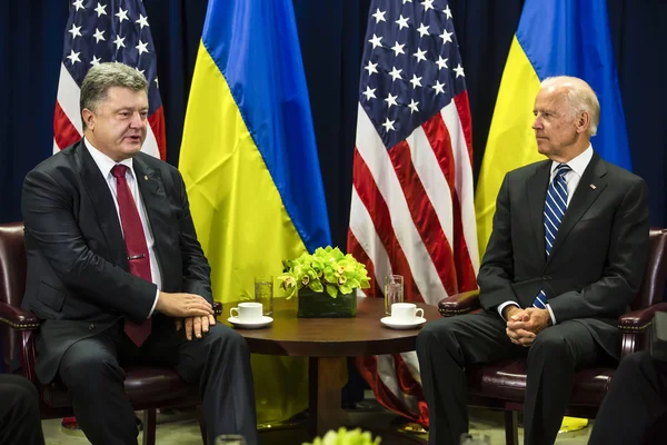 Petro Poroshenko och Joe Biden — Stockfoto