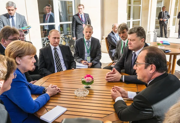 Merkel, Putin, Poroshenko e Hollande — Fotografia de Stock