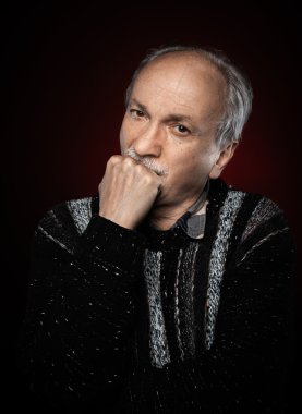 yaşlı bir adam portresi portre