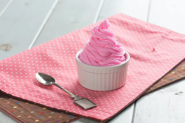 Yoghurt ijs — Stockfoto
