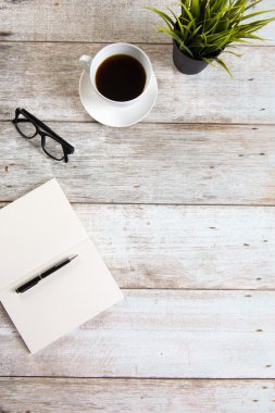 boş çalışma alanı yukarıdan aşağıya