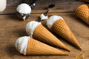 Vanilyalı dondurma. 