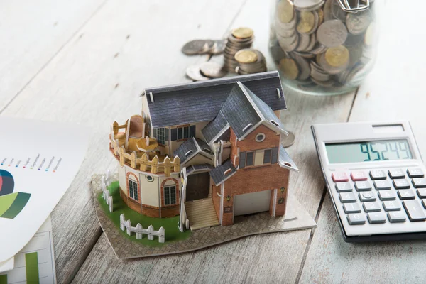 Immobilienkredit auf dem Tisch — Stockfoto