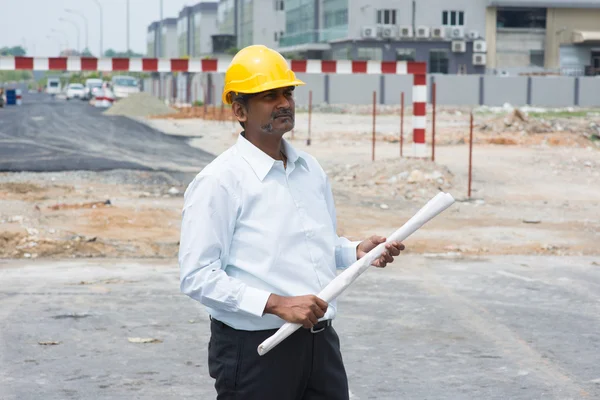 Trabalhador da construção indiana no local — Fotografia de Stock