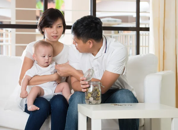 Asian parents with education concept — Stock Photo, Image