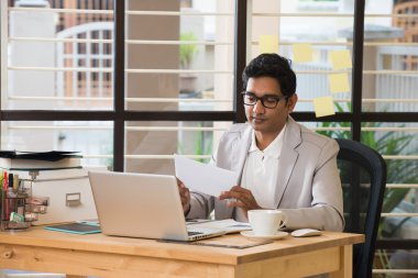 Hintli işadamı ile bir mektup 