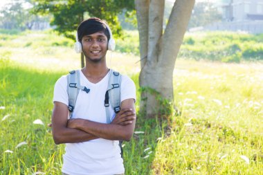 Hintli erkek üniversite öğrencisi  