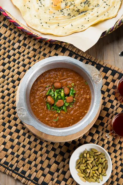 Bean Saltah, popular arab yemeni stew — Stock Photo, Image