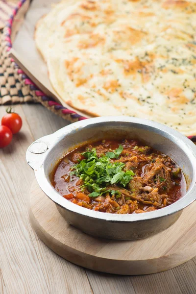 Chicken Saltah, popular arab meal — Stock Photo, Image