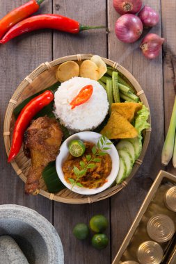 Kızarmış pirinç seti