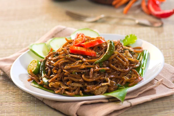 Spicy fried noodle with pork — Stock Photo, Image