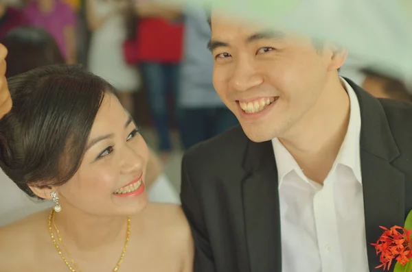 Asian couple during  wedding — Stock Photo, Image