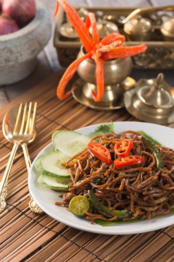 Endonezya kızarmış noodle