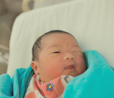 Asya Hastanesi Yenidoğan