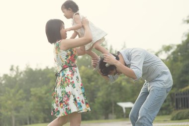 Asya aile oyun ve zevk